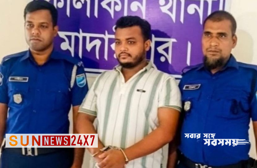 মাদারীপুরের শিক্ষক হত্যা চেষ্টা মামলার আসামী গ্রেফতার